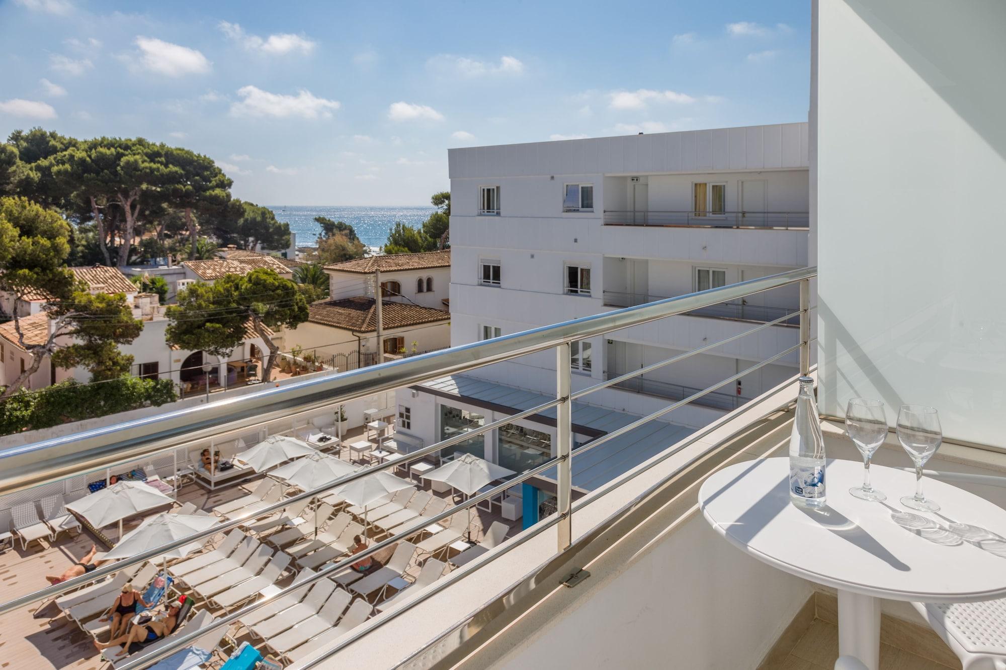 Welikehotel Triton Beach (Adults Only) Cala Ratjada  Exterior photo